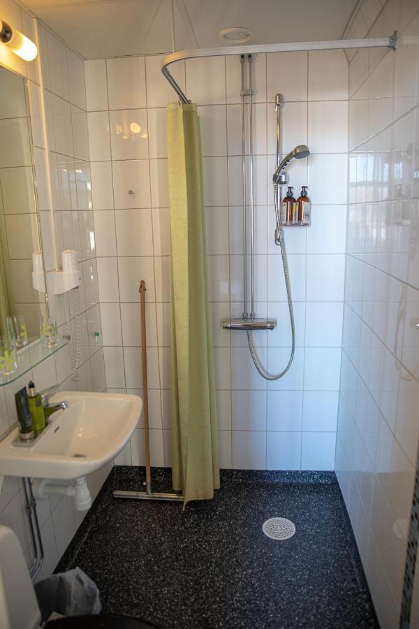 Hotell Station Skinnskatteberg Εξωτερικό φωτογραφία