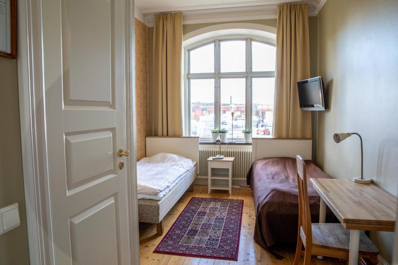 Hotell Station Skinnskatteberg Εξωτερικό φωτογραφία