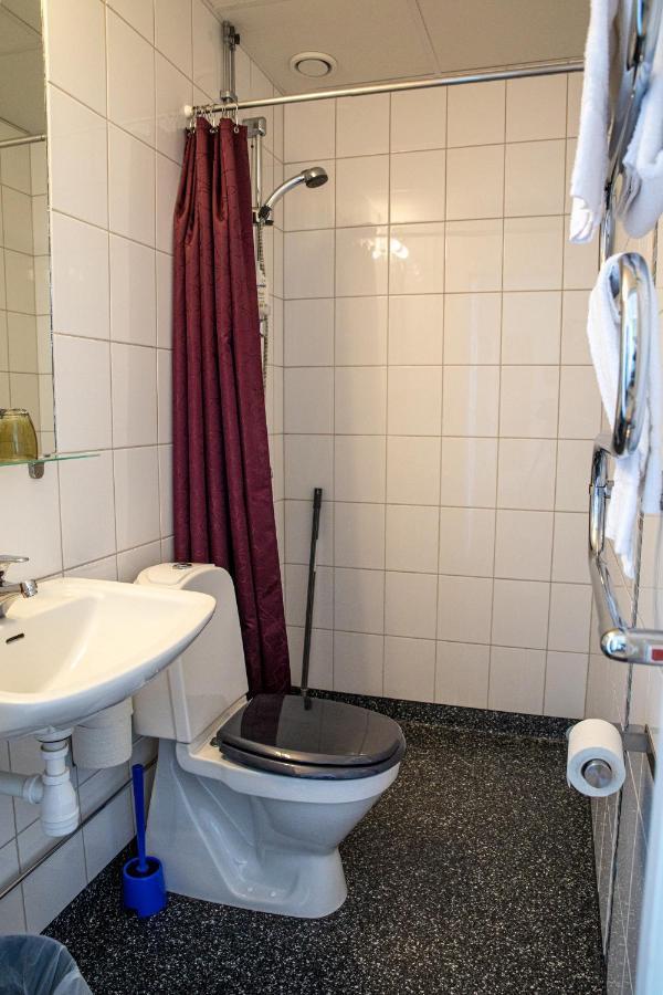 Hotell Station Skinnskatteberg Εξωτερικό φωτογραφία